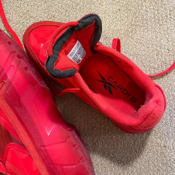 LIMITED EDITION Reebok Club C Cardi B INSTINCT RED Lifestyle Sneakers - Picture 9 of 12